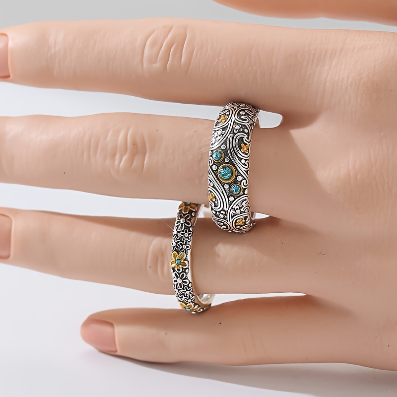 2pcs Vintage Texture Floral Design Exquisite Rings for Women